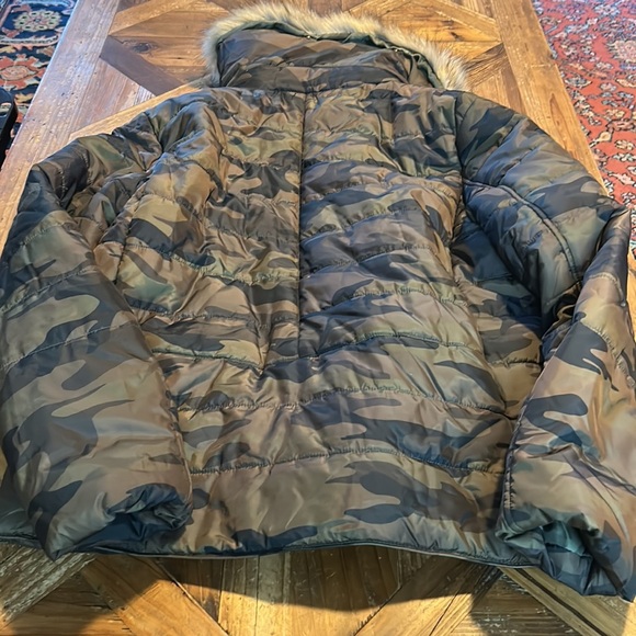 Activ8 winter Jacket size large - Picture 5 of 5